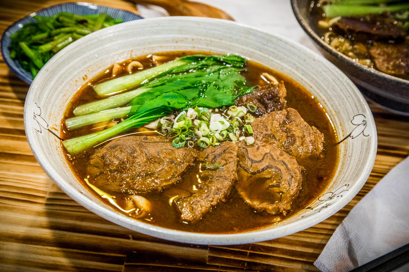 中壢牛肉麵,桃園牛肉麵,中原大學牛肉麵,中原夜市牛肉麵,集英會牛肉麵館,中壢集英會牛肉麵館