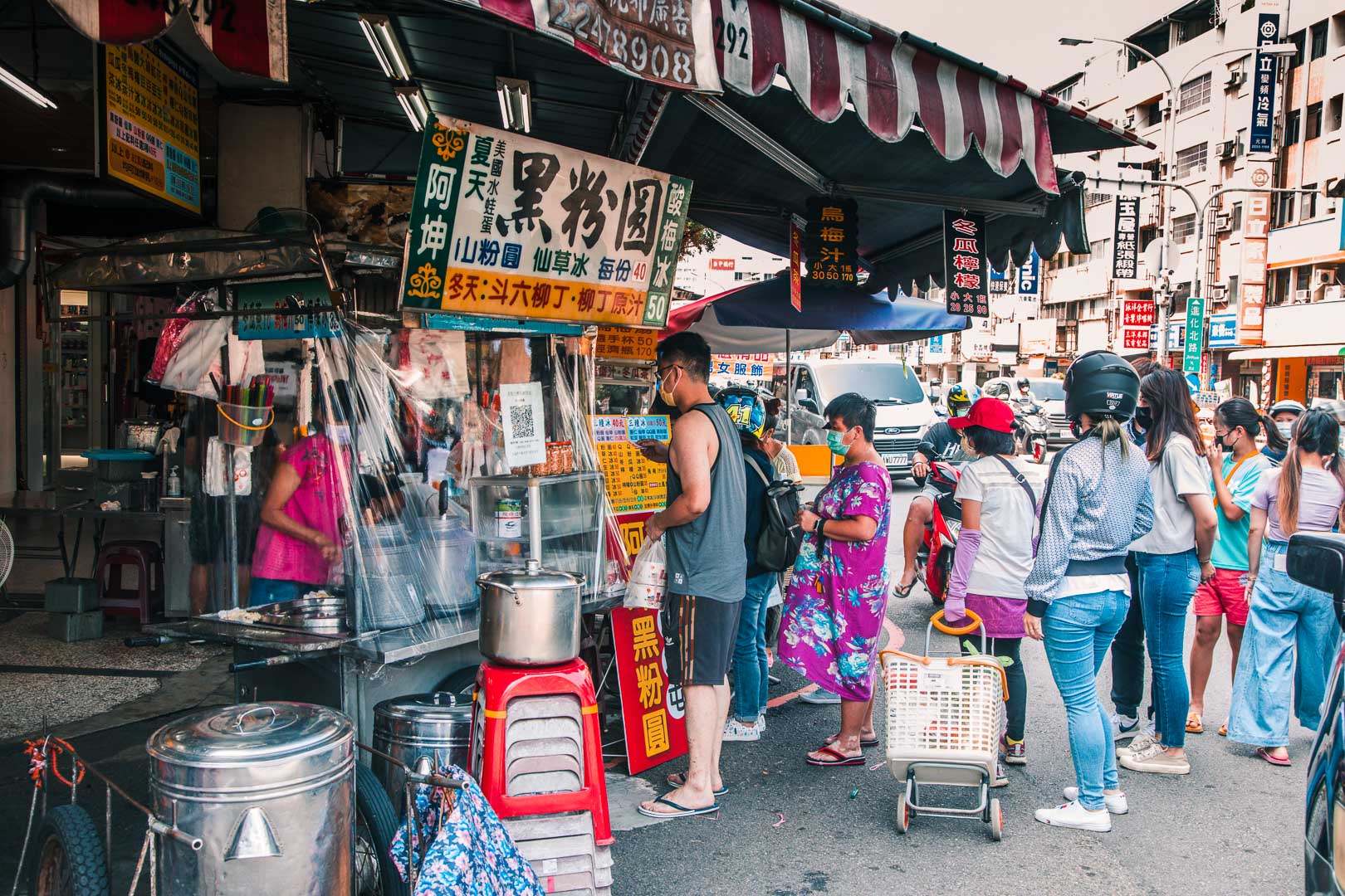 台中粉圓冰,台中粉圓,台中黑糖粉圓,台中阿坤黑粉圓,阿坤黑粉圓,台中美食,台中甜點,台中小吃,台中冰品