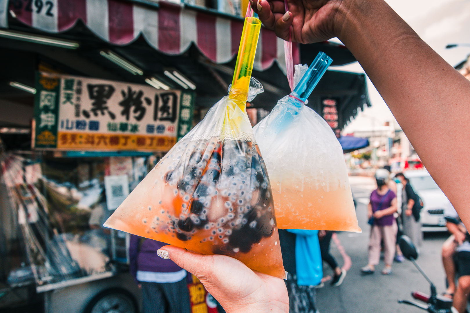 台中甜點,台中小吃,台中冰品,台中粉圓冰,台中粉圓,台中黑糖粉圓,台中阿坤黑粉圓,阿坤黑粉圓,台中美食 @大手牽小手。玩樂趣