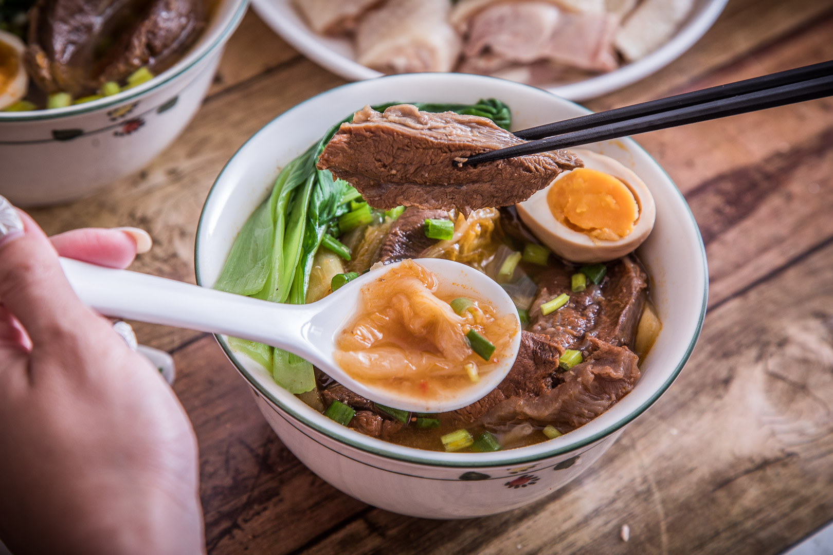 宅配美食,宅配團購美食,宅配牛肉麵,宅配乾拌麵,宅配雞腿,宅配麻辣乾拌麵,十得私廚,十得私廚泡菜牛肉麵