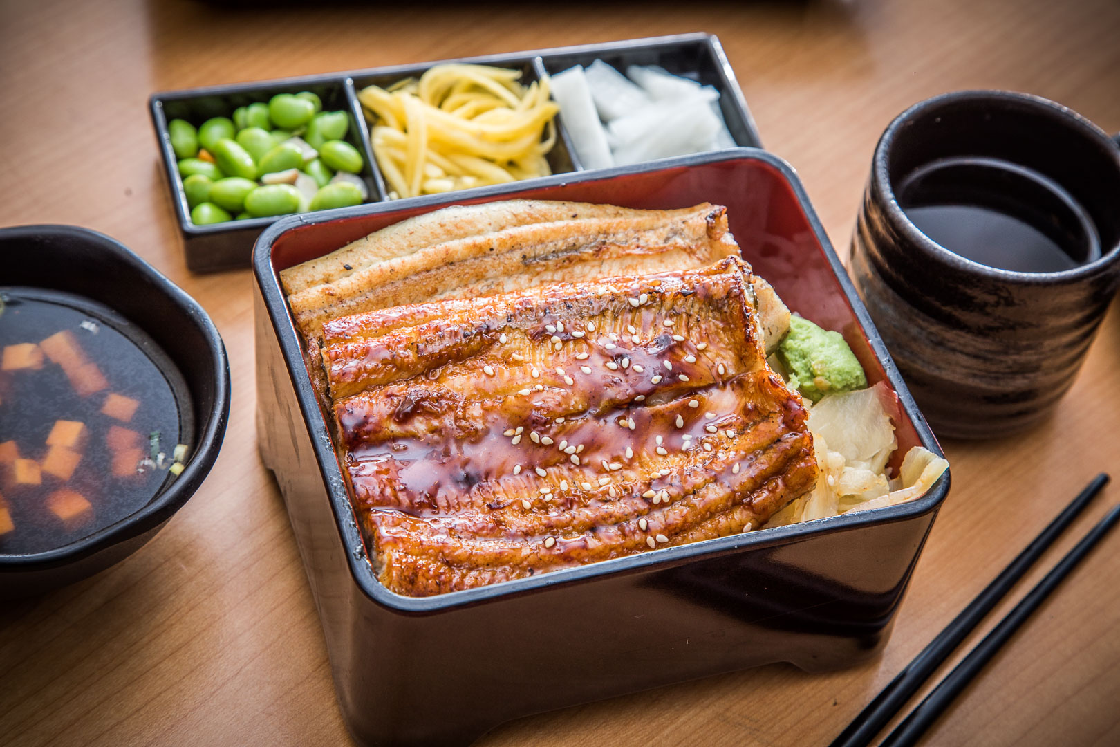 竹圍漁港美食,竹圍漁港鰻魚,竹圍漁港鰻魚飯,桃園鰻魚,桃園竹圍鰻天下,竹圍漁港鰻天下,桃園鰻天下,桃園美食,桃園鰻魚飯 @大手牽小手。玩樂趣
