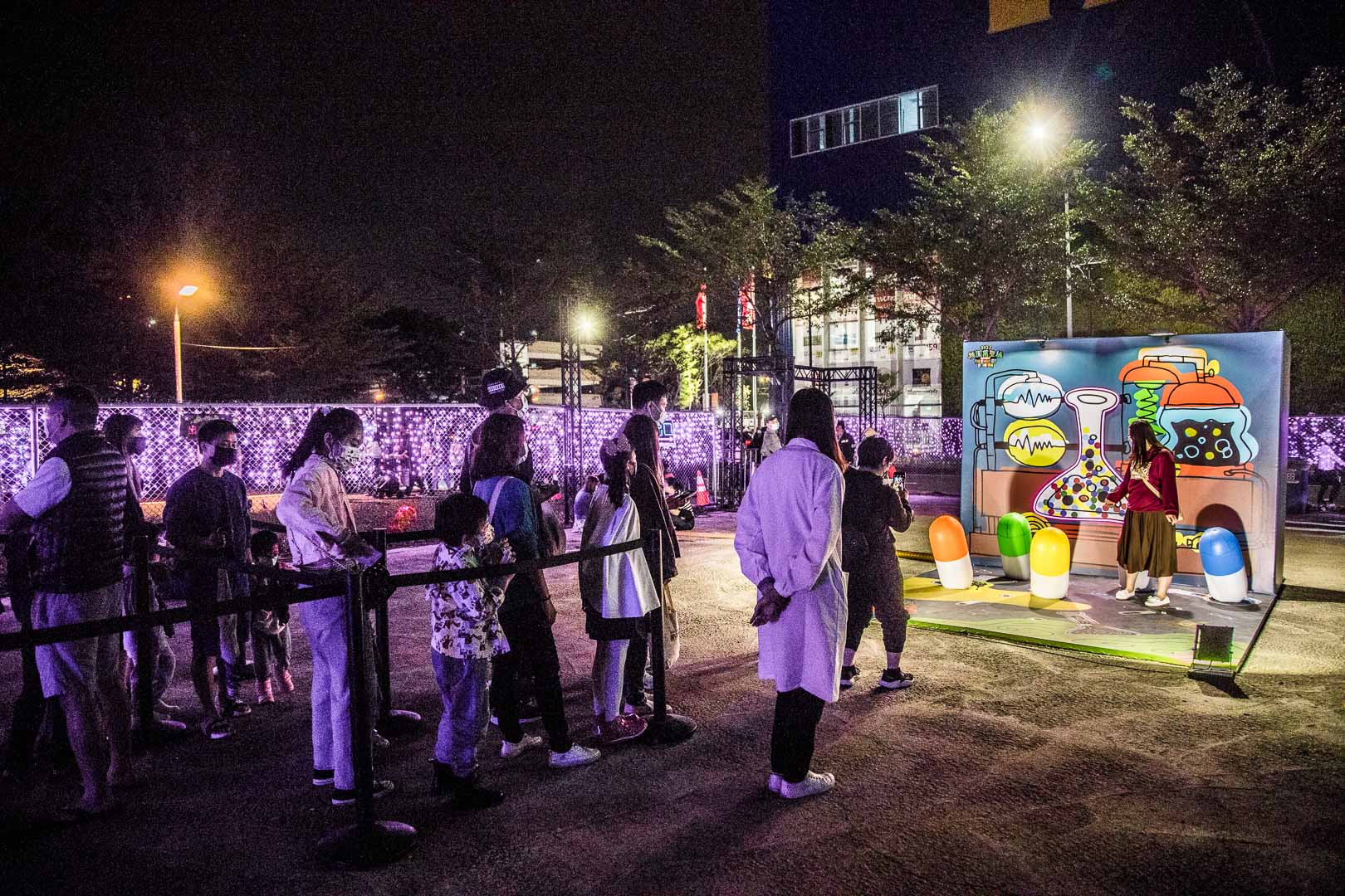桃園景點,桃園萬聖城,桃園萬聖城-瘋狂實驗室,桃園瘋狂實驗室,萬聖城-瘋狂實驗室,桃園萬聖城瘋狂實驗室