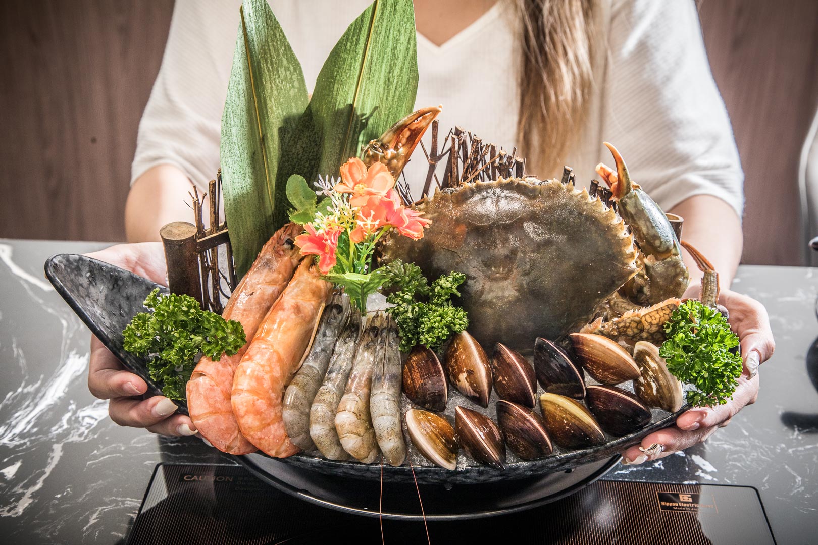 台北捷運美食,台北海鮮火鍋,新店美食,新店火鍋推薦,台北鍋物,台北螃蟹火鍋,台北高CP值火鍋,新店火鍋,東雛菊風味鍋物-七張店,新店東雛菊風味鍋物 @大手牽小手。玩樂趣