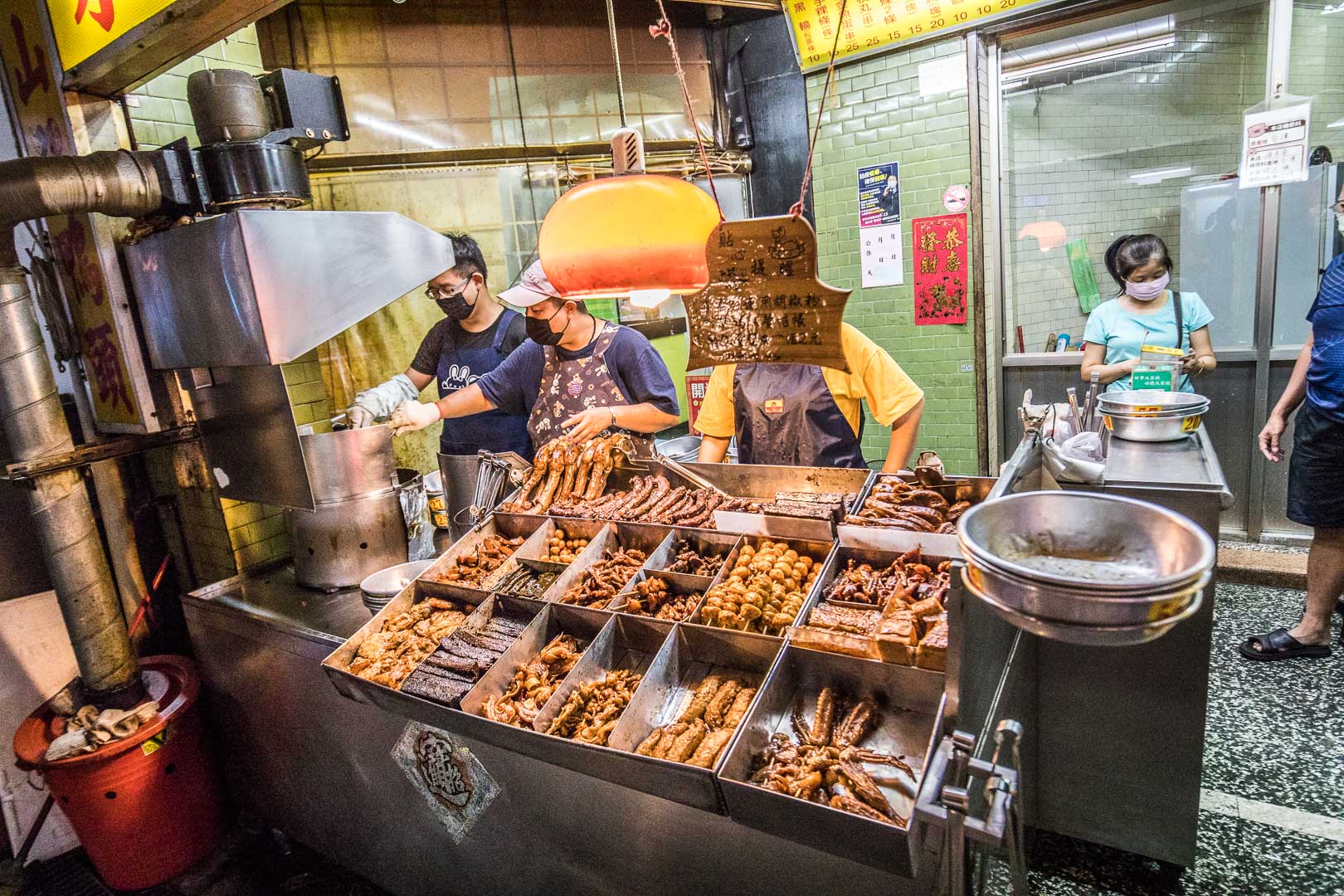 台南美食,台南小吃,台南國華街美食,台南鴨頭,台南東山鴨頭,台南友愛街美食,台南緣味東山鴨頭,緣味東山鴨頭