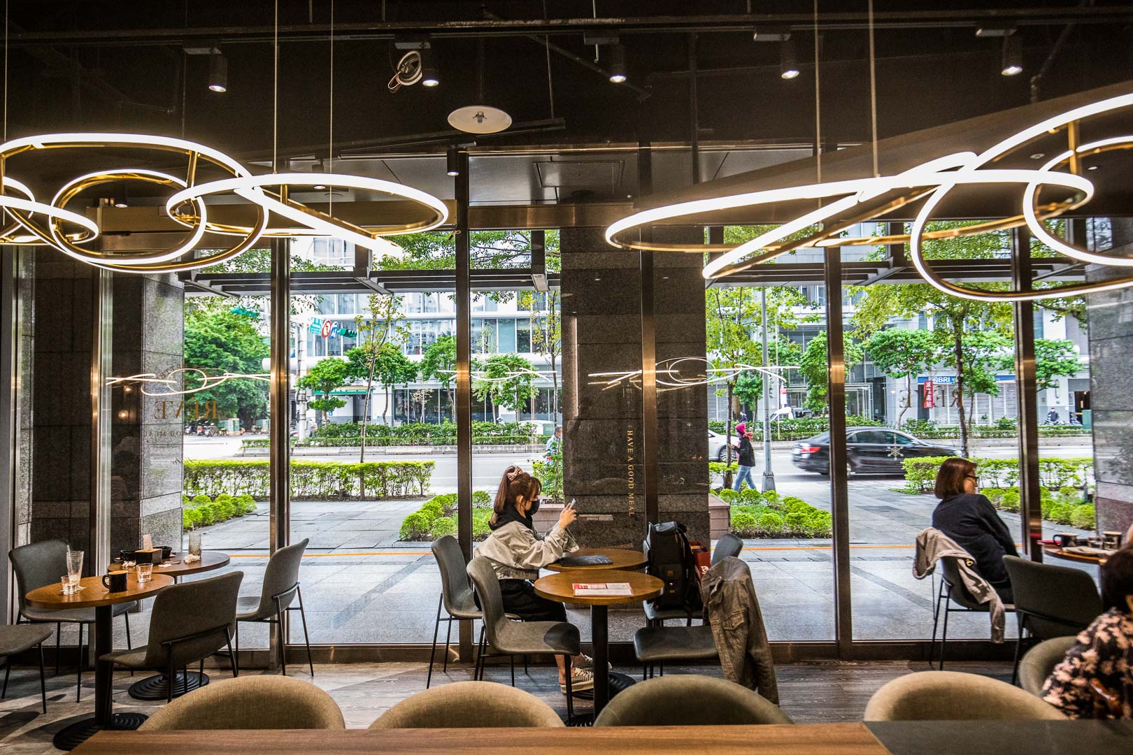 台北黑浮咖啡JR東日本大飯店,台北美食,台北義大利麵,台北咖啡廳,台北咖啡,台北黑浮咖啡,黑浮咖啡JR東日本大飯店台北店,台北德國豬腳