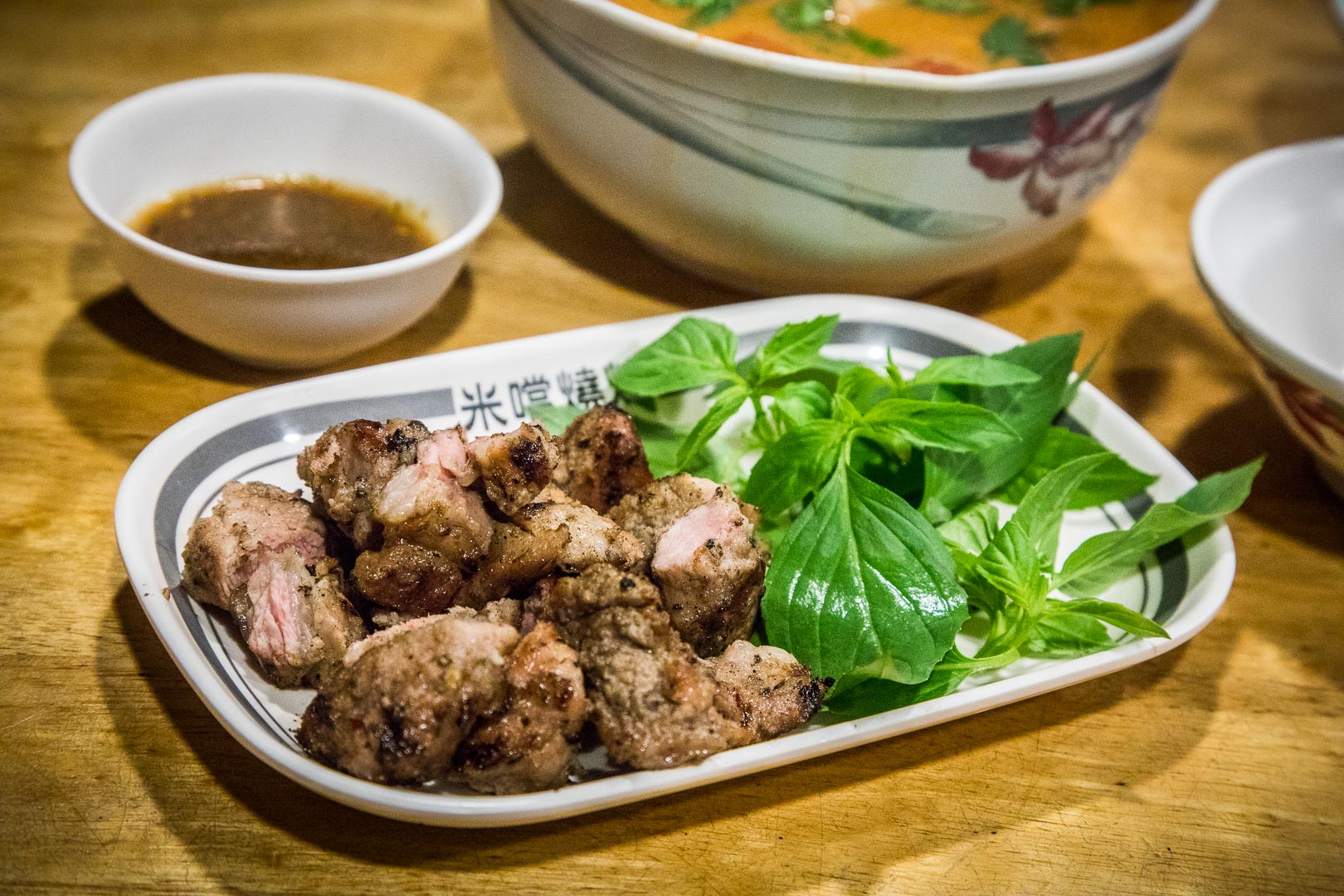 花蓮排隊美食,花蓮烤肉,花蓮烤魚,花蓮東大門夜市美食,米噹泰式烤肉,花蓮必吃,花蓮美食,花蓮燒烤,花蓮泰式料理