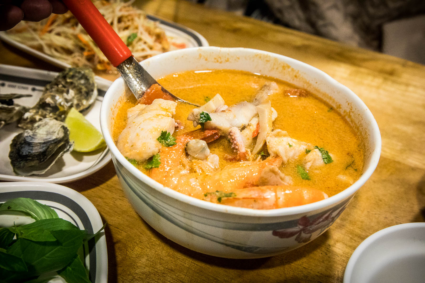 花蓮排隊美食,花蓮烤肉,花蓮烤魚,花蓮東大門夜市美食,米噹泰式烤肉,花蓮必吃,花蓮美食,花蓮燒烤,花蓮泰式料理