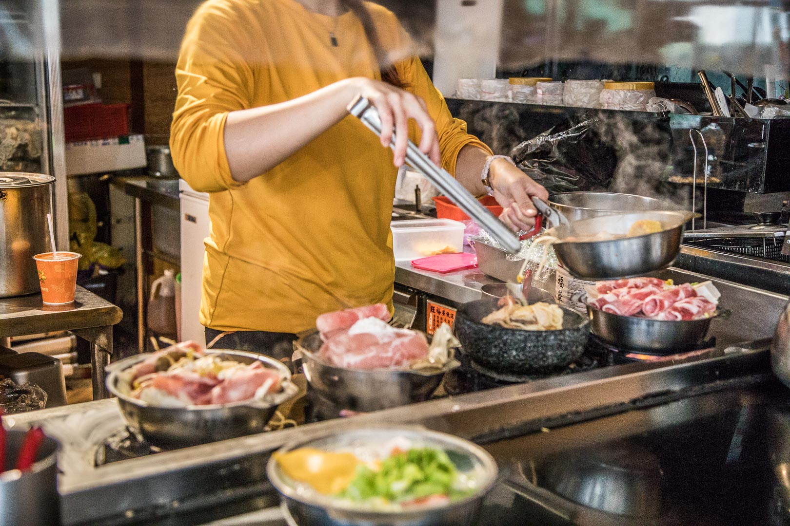 食沐鍋物,中壢美食,桃園美食,桃園火鍋,中壢火鍋,元智大學美食,內壢美食,內壢小火鍋,元智大學小火鍋 @大手牽小手。玩樂趣