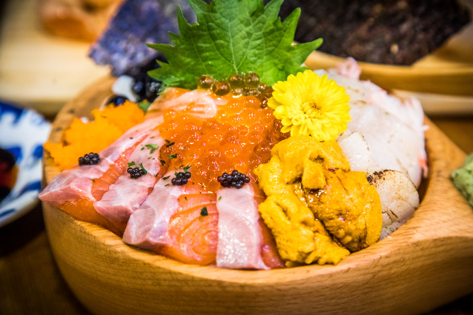 台北美食,台北捷運美食,台北日本料理,台北丼飯,台北生魚片,華山市場美食,華山合掌村