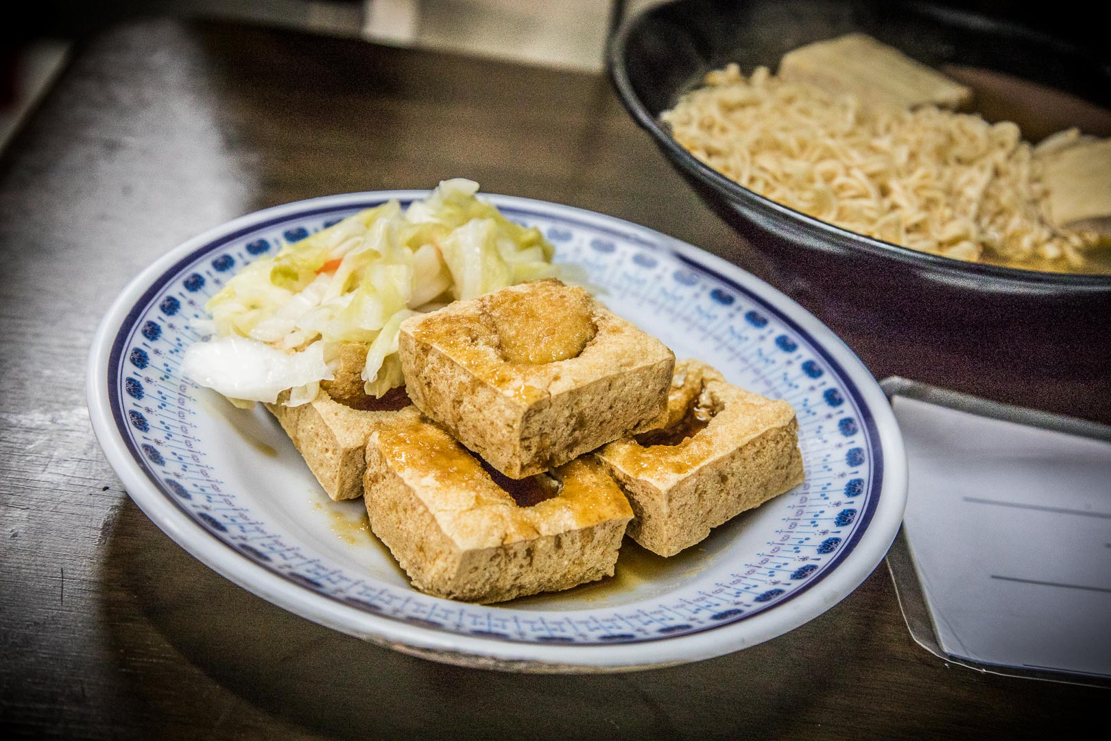 中壢臭豆腐,中原臭豆腐,中原夜市臭豆腐,李記臭豆腐,中壢美食,中原美食,中原必吃,中壢小吃,中原夜市美食 @大手牽小手。玩樂趣