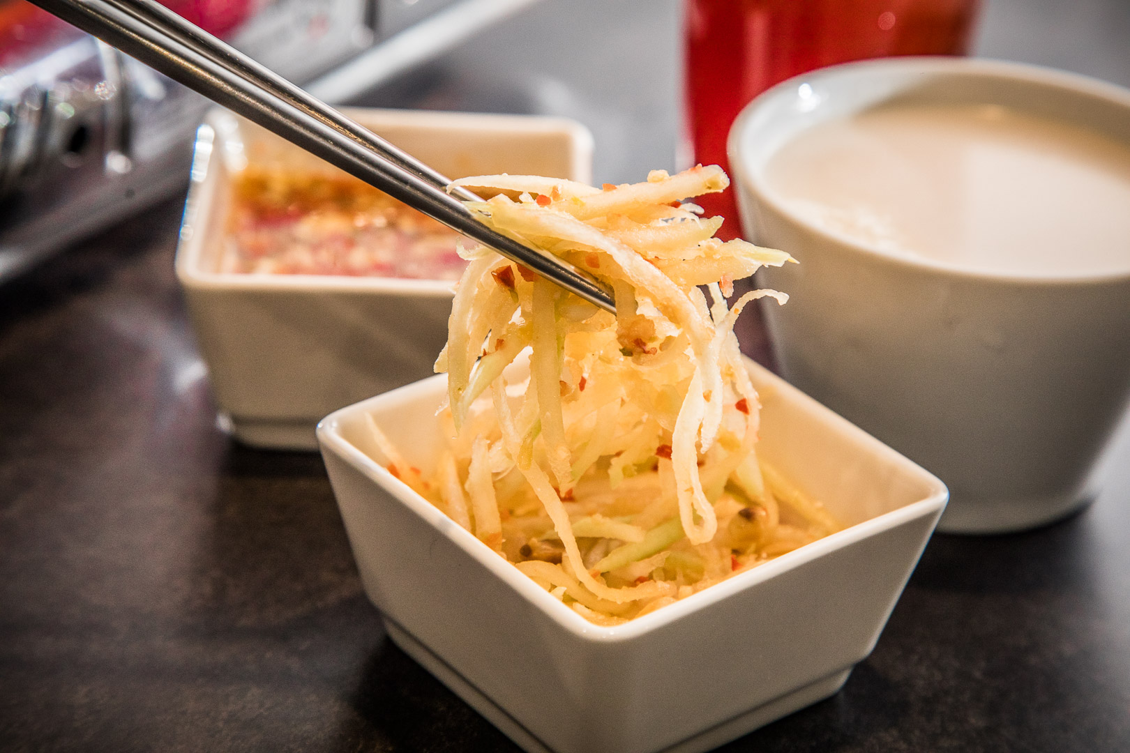 桃園美食,桃園火鍋,桃園泰式料理,桃園鍋物,桃園銅板烤肉,Lil Luck樂嗑泰式銅盤烤肉/泰式即享鍋