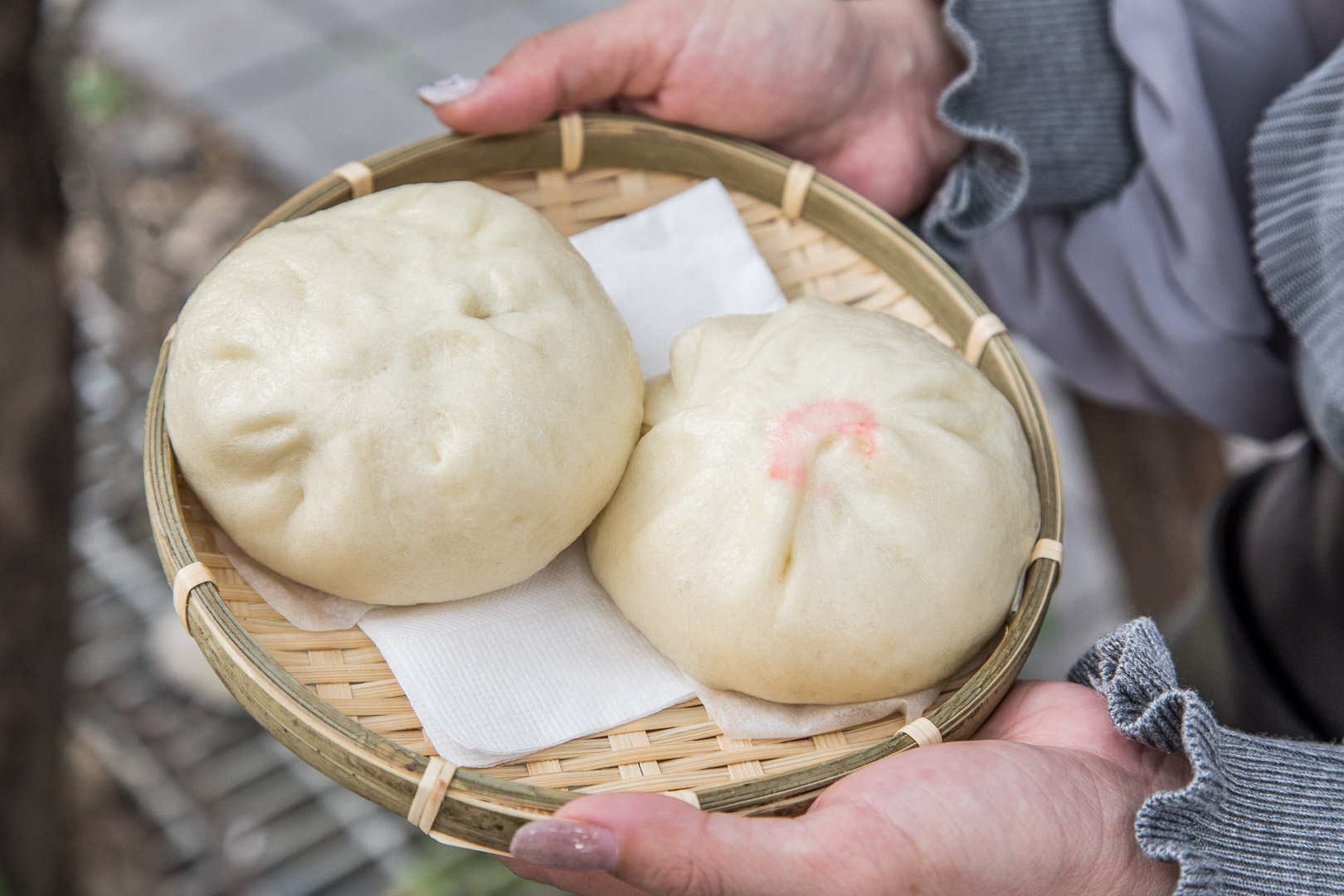 台中美食,台中第三市場美食,台中饅頭,台中肉包,台中鮮肉包,台中第三市場肉包,向陽東坡蛋黃鮮肉包