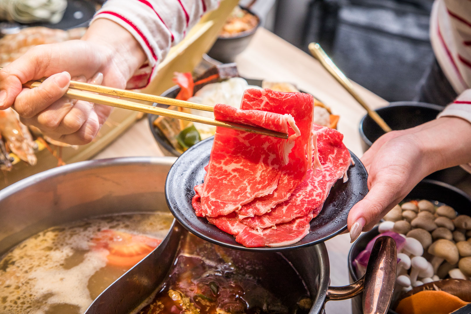 中壢火鍋,中壢聚餐,中壢鍋物,中壢和牛,中壢和牛火鍋,中壢海鮮火鍋,藏王極上鍋物中壢店,中壢美食
