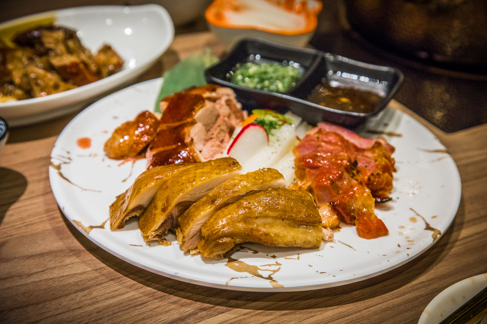 桃園吃到飽,夯鴨响饌