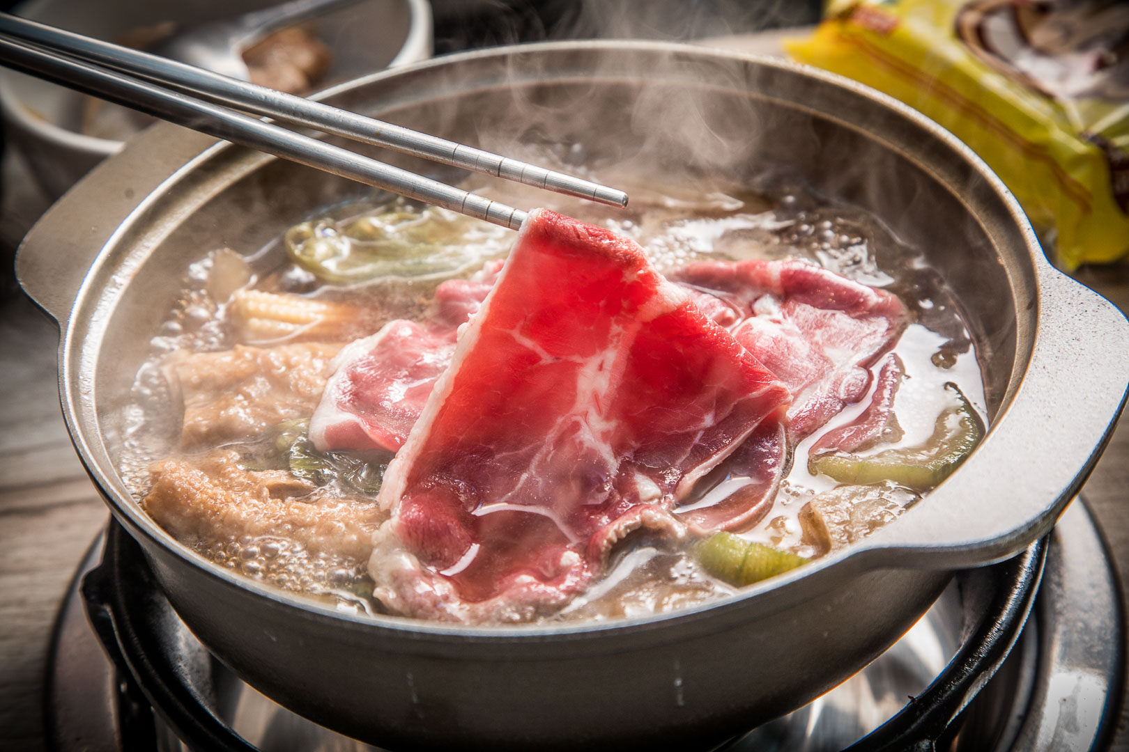 板橋美食,板橋必吃,板橋麻辣火鍋吃的飽,板橋火鍋吃到飽,酷吉火鍋,酷吉火鍋吃到飽,板橋吃到飽