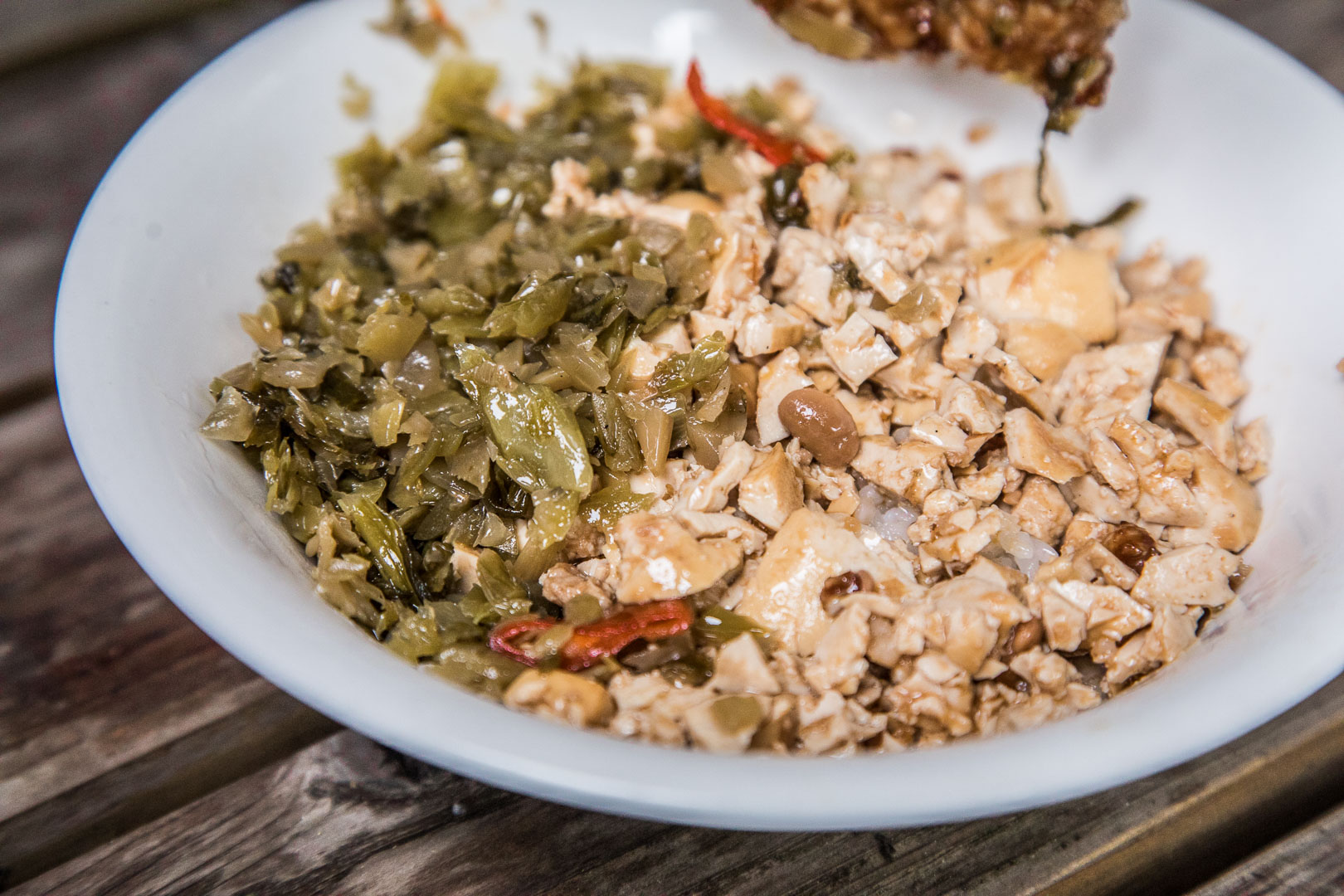 淡水美食,義山路黑二店排骨飯