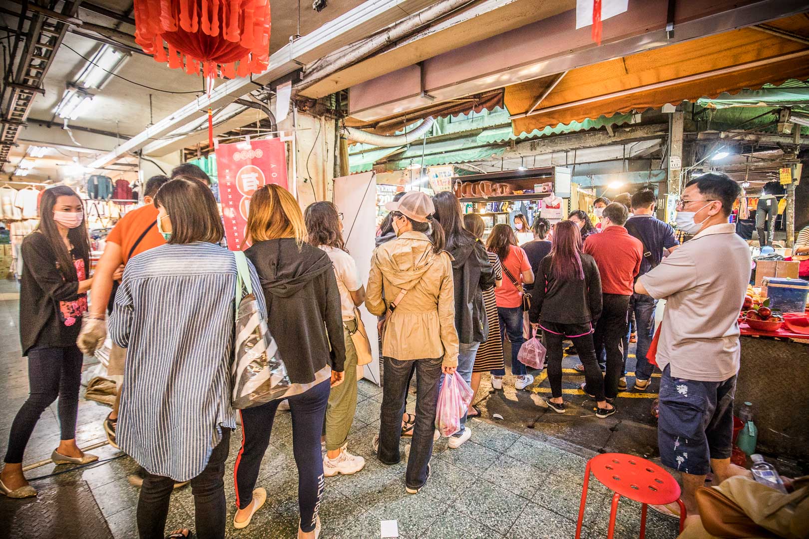 桃園有利脆皮豬-南門店,桃園美食,桃園必吃,桃園脆皮豬,南門市場美食,南門市場必吃,南門市場脆皮豬,有利脆皮豬-南門店,有利脆皮豬