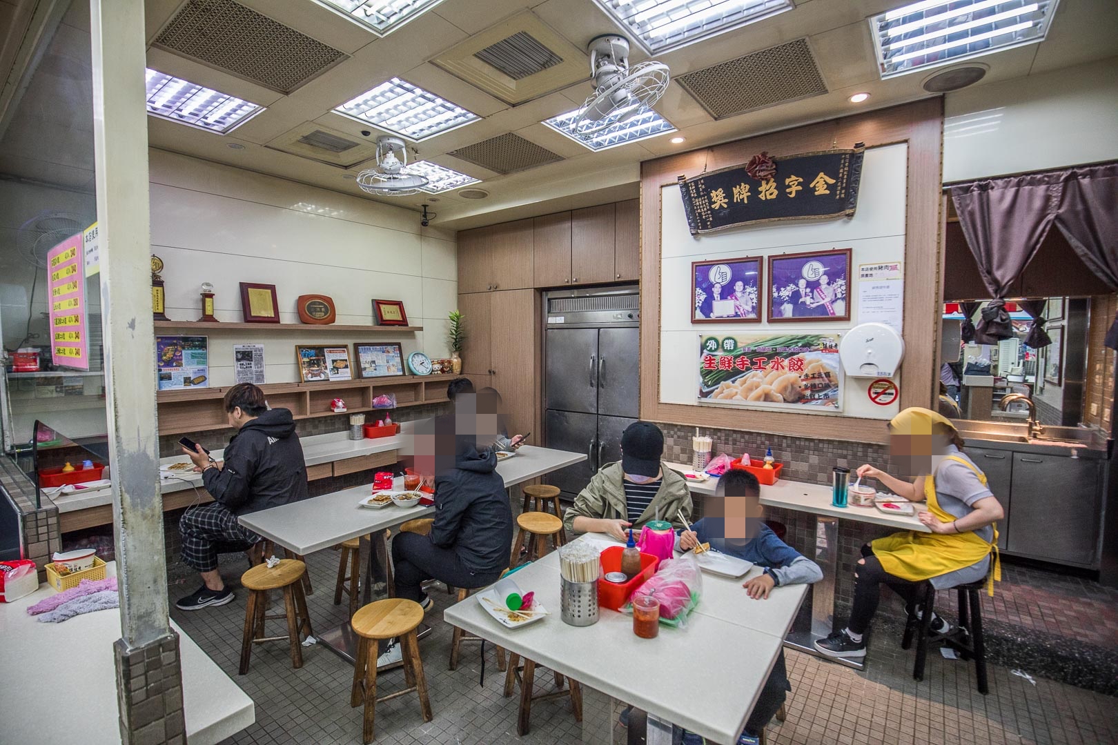 中和美食,佳佳香鍋貼-永和本店