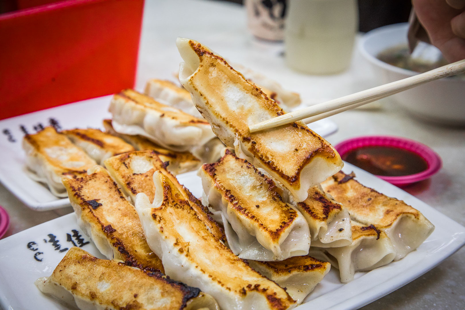 中和美食,佳佳香鍋貼-永和本店