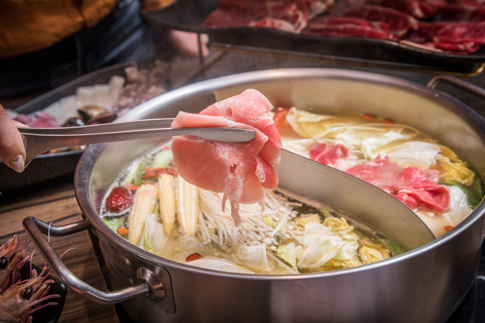 桃園吃到飽,林口美食,林口吃到飽,林口聚餐,桃園麻辣火鍋吃到飽,林口麻辣火鍋吃到飽,巴適經典麻辣鍋林口店,桃園美食
