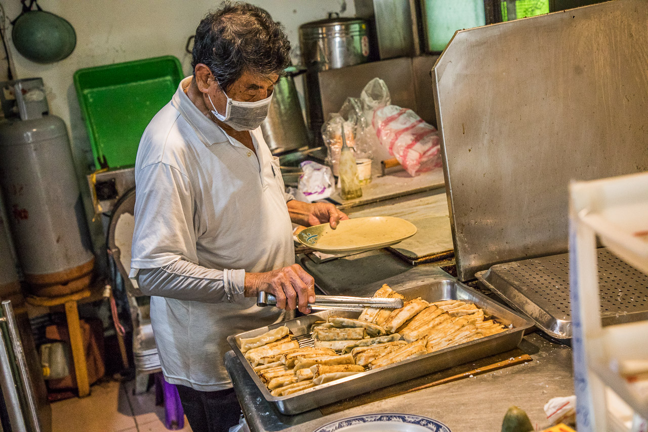 中原鍋貼,佳佳香鍋貼水餃專賣店,中壢佳佳香鍋貼水餃專賣店,中壢美食,桃園美食,中原美食,中壢煎餃,中壢鍋貼,桃園鍋貼,桃園煎餃