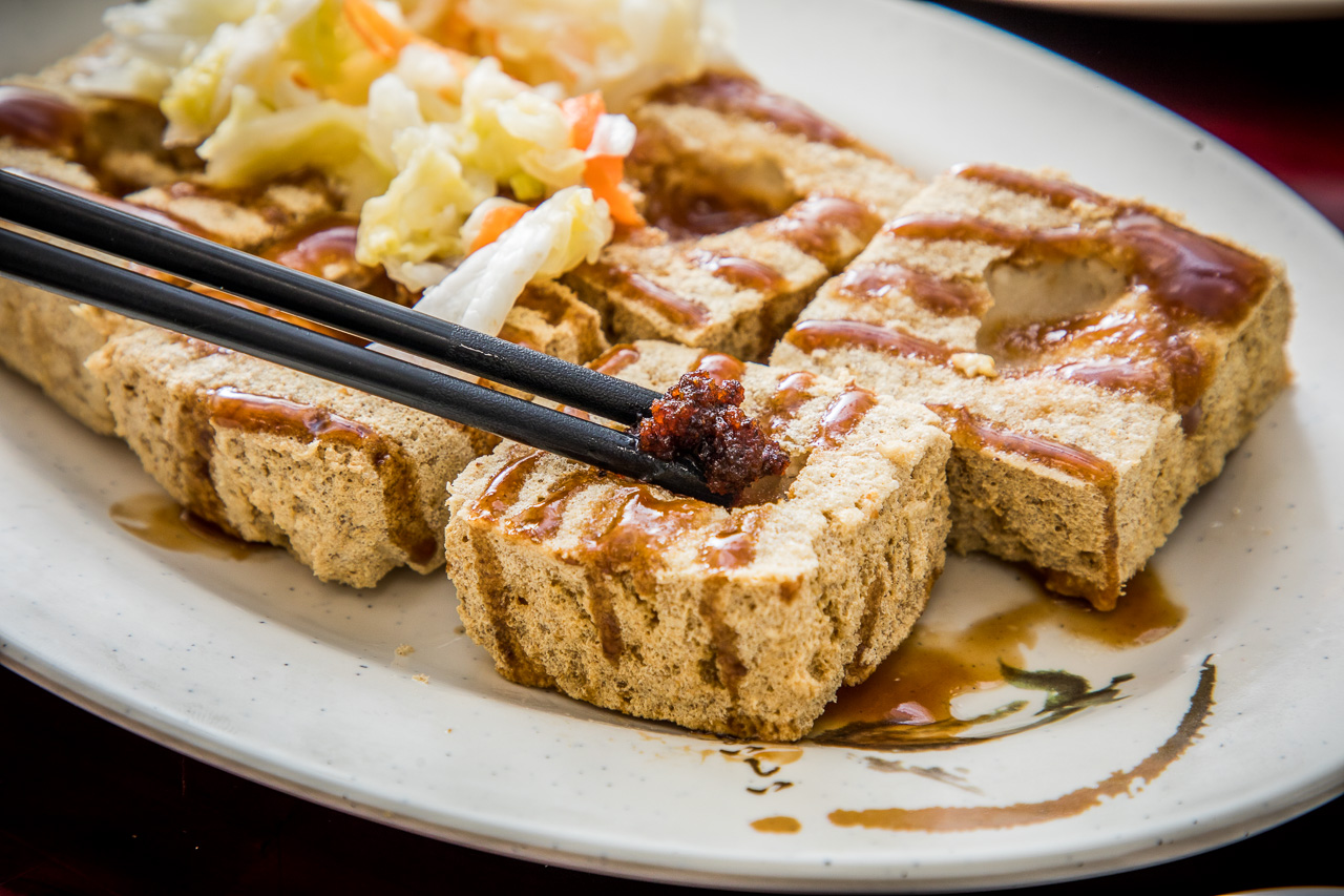中壢美食,中壢小吃,中壢臭豆腐,中壢麵線,中壢名店,鮮蚵湯,四味飄香平鎮總店,四味飄香