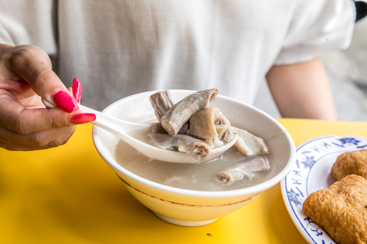萬華美食,萬華小吃,台北四神湯,萬華四神湯,龍山寺四神湯,坤山四神湯,台北美食,台北小吃,台北壽司,龍山寺美食,龍山寺小吃 @大手牽小手。玩樂趣