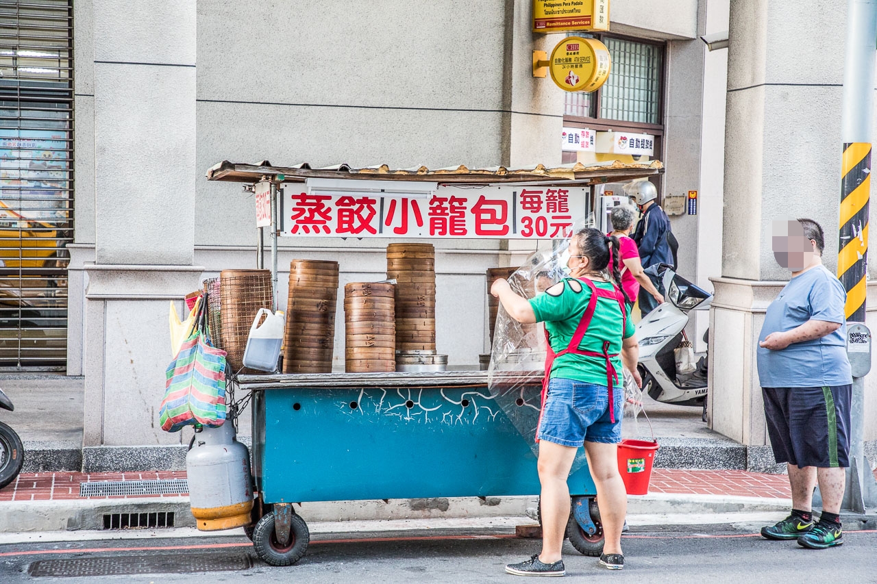 桃園美食,30元小籠包蒸餃