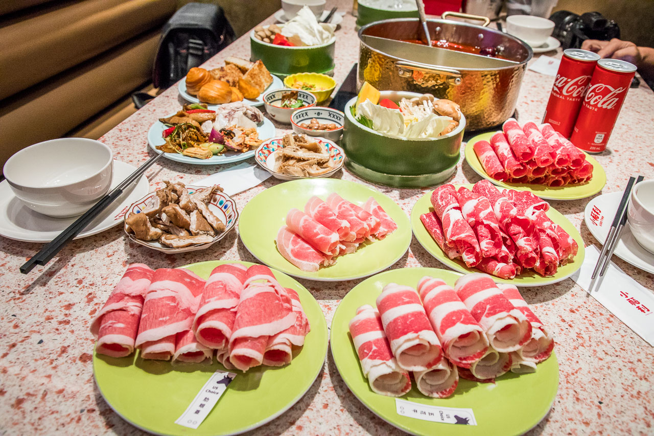 中和美食,中和環球購物中心美食,中和火鍋吃到飽,中和麻辣火鍋吃到飽,中和環球購物中心吃到飽,中和小福利,小福利火鍋會所 中和環球店