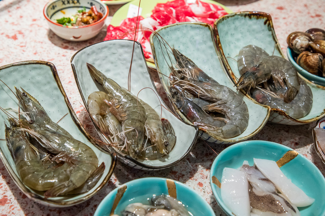 中和美食,中和環球購物中心美食,中和火鍋吃到飽,中和麻辣火鍋吃到飽,中和環球購物中心吃到飽,中和小福利,小福利火鍋會所 中和環球店