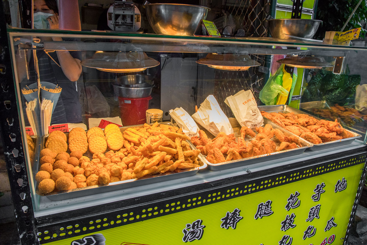 巷口湯翅,中壢美食,內壢美食,中壢炸雞,中壢湯翅,中壢炸雞翅,中壢炸物,中壢鹹酥雞,巷口湯翅中壢店
