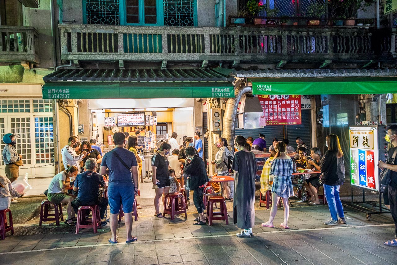 雲林北港朝天宮,阿敏蟳羹，小排飯,阿敏蟳羹,雲林美食,北港美食,雲林小吃,北港小吃,朝天宮美食,朝天宮小吃 @大手牽小手。玩樂趣