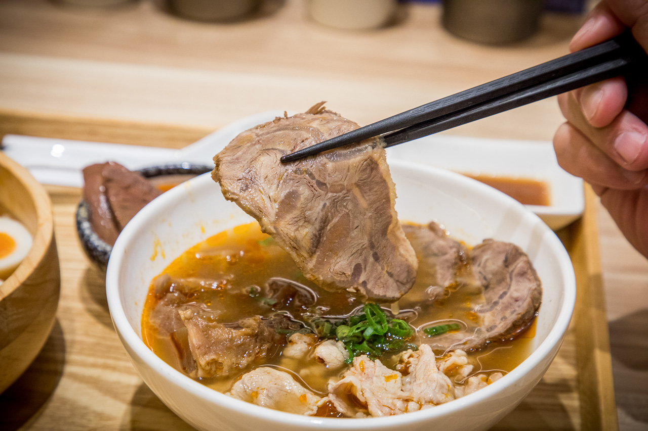 桃園美食,大江購物中心美食,桃園必吃,中壢大江購物中心,桃園聖誕城,桃園大江購物中心,大江購物中心耶誕城
