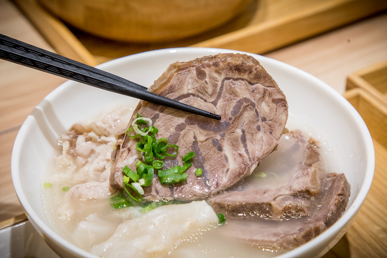 桃園美食,大江購物中心美食,桃園必吃,中壢大江購物中心,桃園聖誕城,桃園大江購物中心,大江購物中心耶誕城