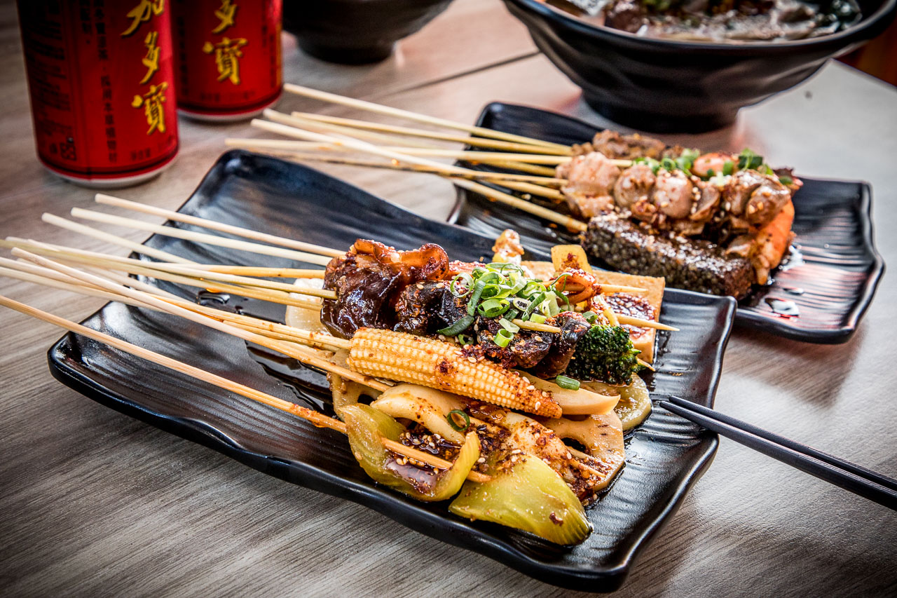 台北麻辣鍋,台北滷味,台北川味料理,台北擼串,台北四川料理,台北宜賓燃麵,台北麻辣麵,呼麻忽辣麵食堂