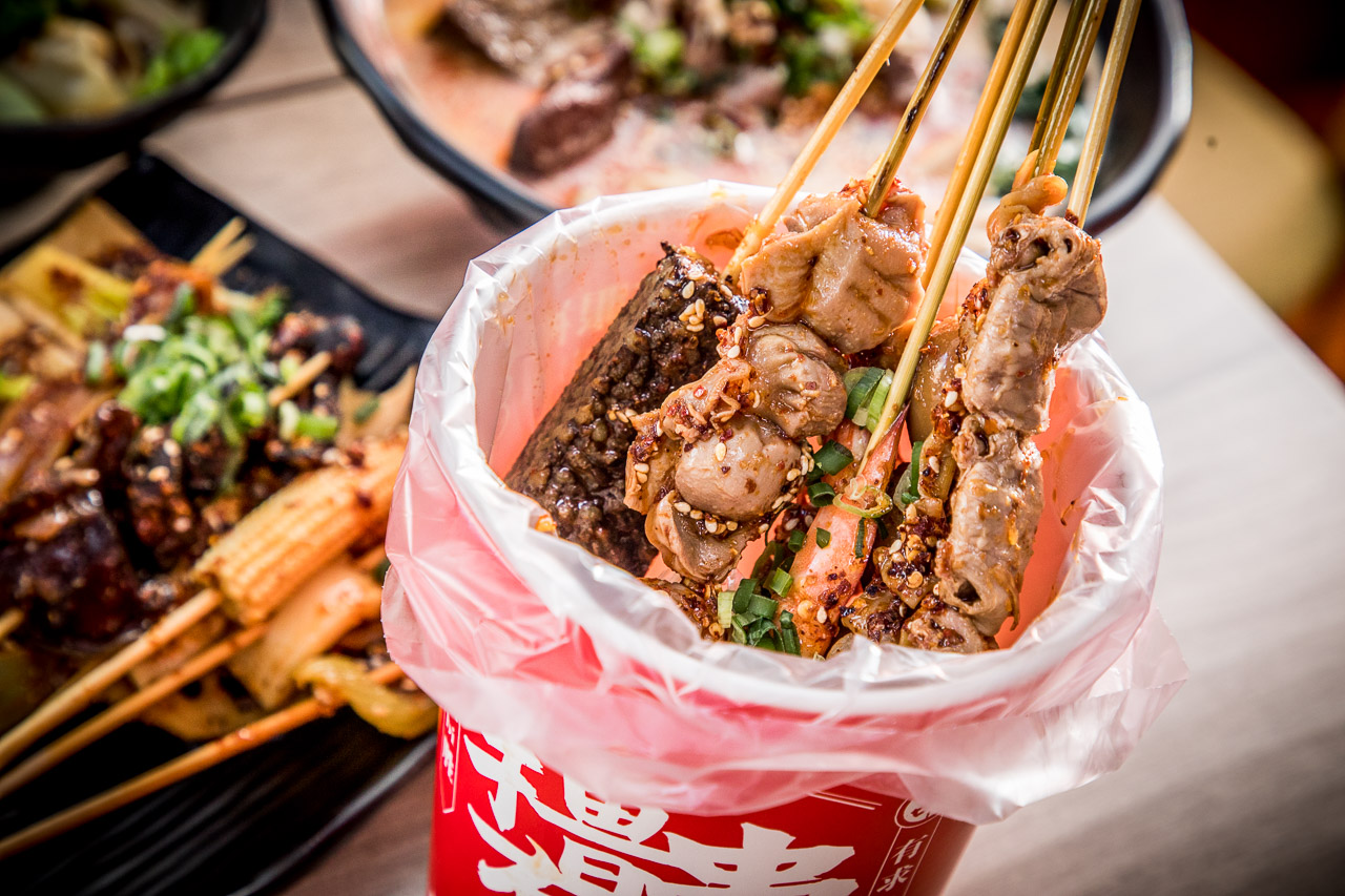 台北麻辣鍋,台北滷味,台北川味料理,台北擼串,台北四川料理,台北宜賓燃麵,台北麻辣麵,呼麻忽辣麵食堂