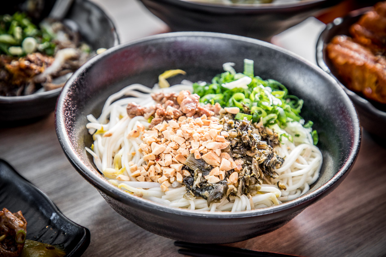 台北麻辣鍋,台北滷味,台北川味料理,台北擼串,台北四川料理,台北宜賓燃麵,台北麻辣麵,呼麻忽辣麵食堂