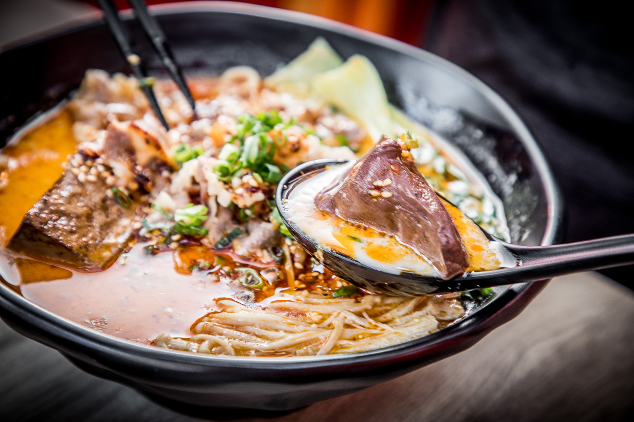 台北麻辣鍋,台北滷味,台北川味料理,台北擼串,台北四川料理,台北宜賓燃麵,台北麻辣麵,呼麻忽辣麵食堂