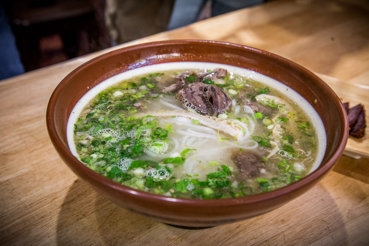 桃園美食,龍岡美食,桃園小吃,龍岡雲南料理,桃園雲南料理,龍岡小吃,龍岡聚餐,龍岡阿鐵妹,阿鐵妹