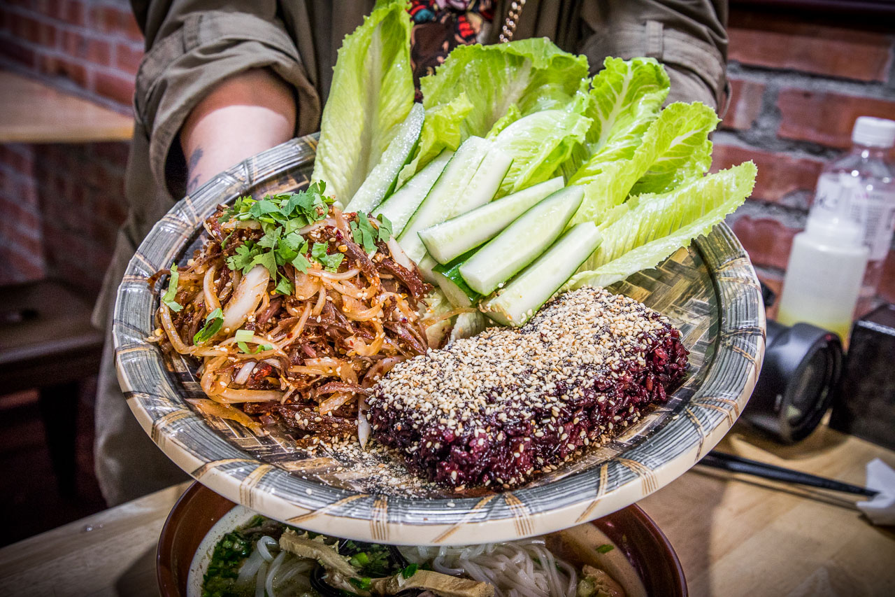 桃園美食,龍岡美食,桃園小吃,龍岡雲南料理,桃園雲南料理,龍岡小吃,龍岡聚餐,龍岡阿鐵妹,阿鐵妹