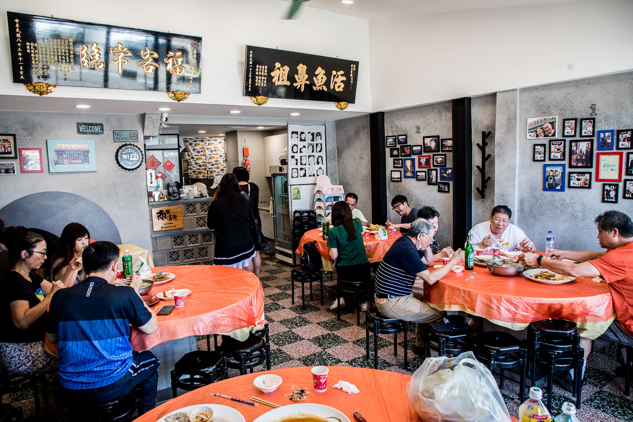 龍潭活魚餐廳,南園活魚老店餐廳,龍潭美食,石門美食,桃園活魚餐廳,石門活魚餐廳,活魚餐廳推薦 @大手牽小手。玩樂趣