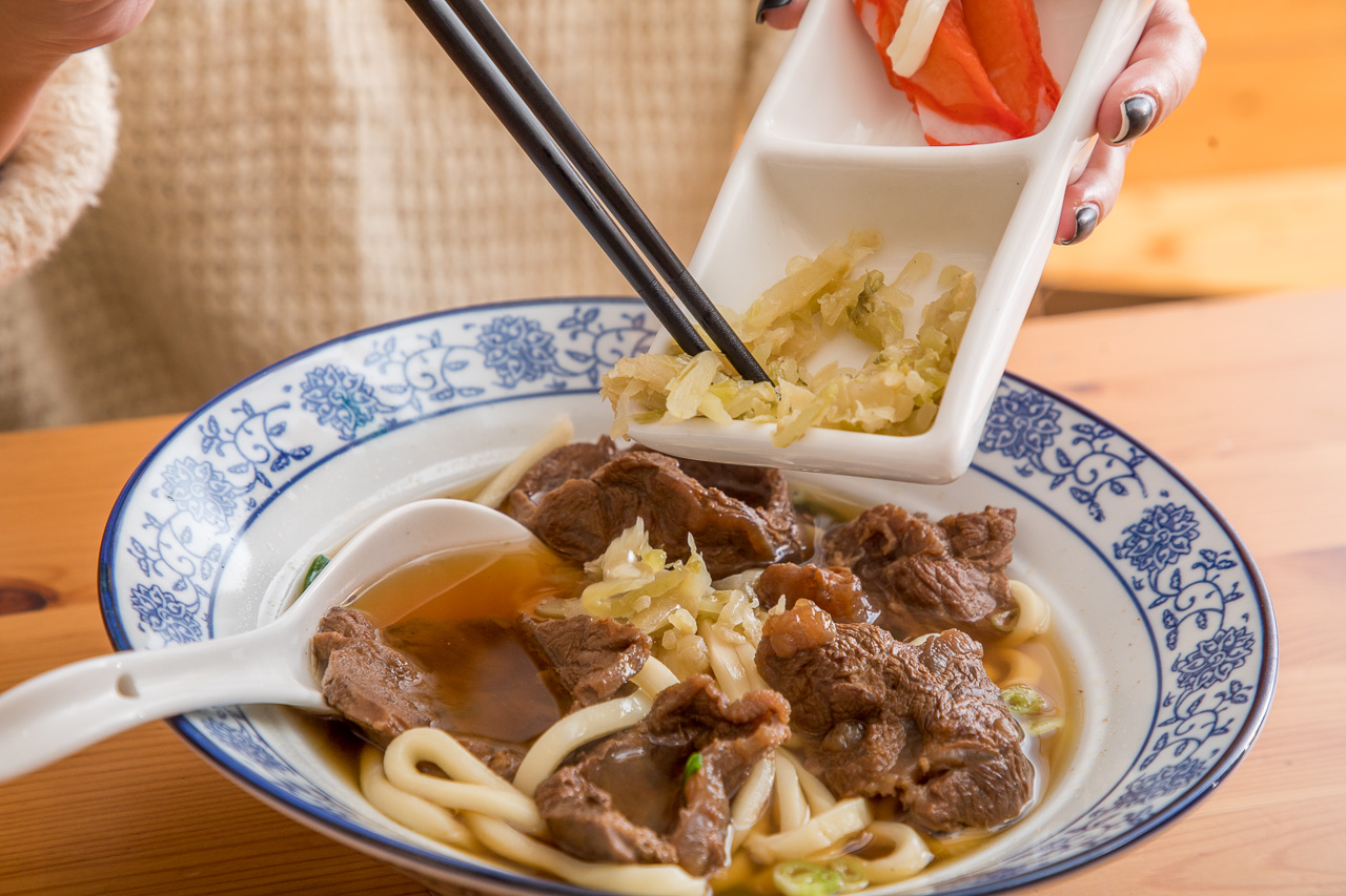 台南美食,台南蝦仁飯,台南海鮮粥,台南牛肉麵,台南海鮮意麵,台南健康餐,邢爺爺料理廚房