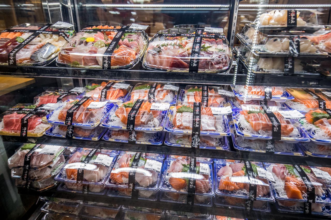 台中美食,台中生魚片,2023年菜推薦,台中海鮮,台中年菜,阿布潘年菜,台中阿布潘水產,台中水產