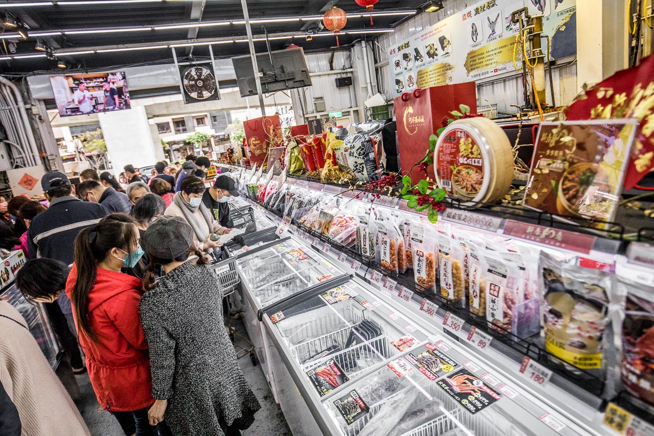 台中美食,台中生魚片,2023年菜推薦,台中海鮮,台中年菜,阿布潘年菜,台中阿布潘水產,台中水產