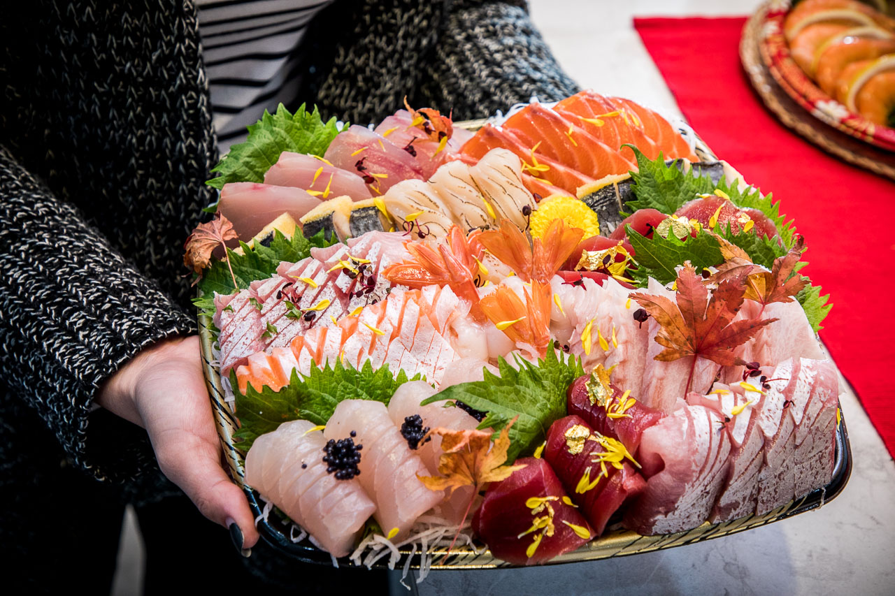 台中美食,台中生魚片,2023年菜推薦,台中海鮮,台中年菜,阿布潘年菜,台中阿布潘水產,台中水產