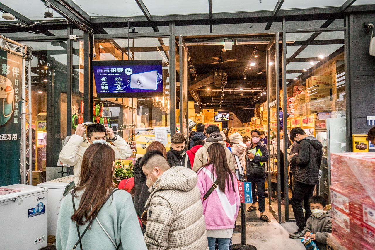 台中夾子園,台中親子景點,台中夾娃娃機,台中零食娃娃機,台中夾零食,夾子園台中旗艦店