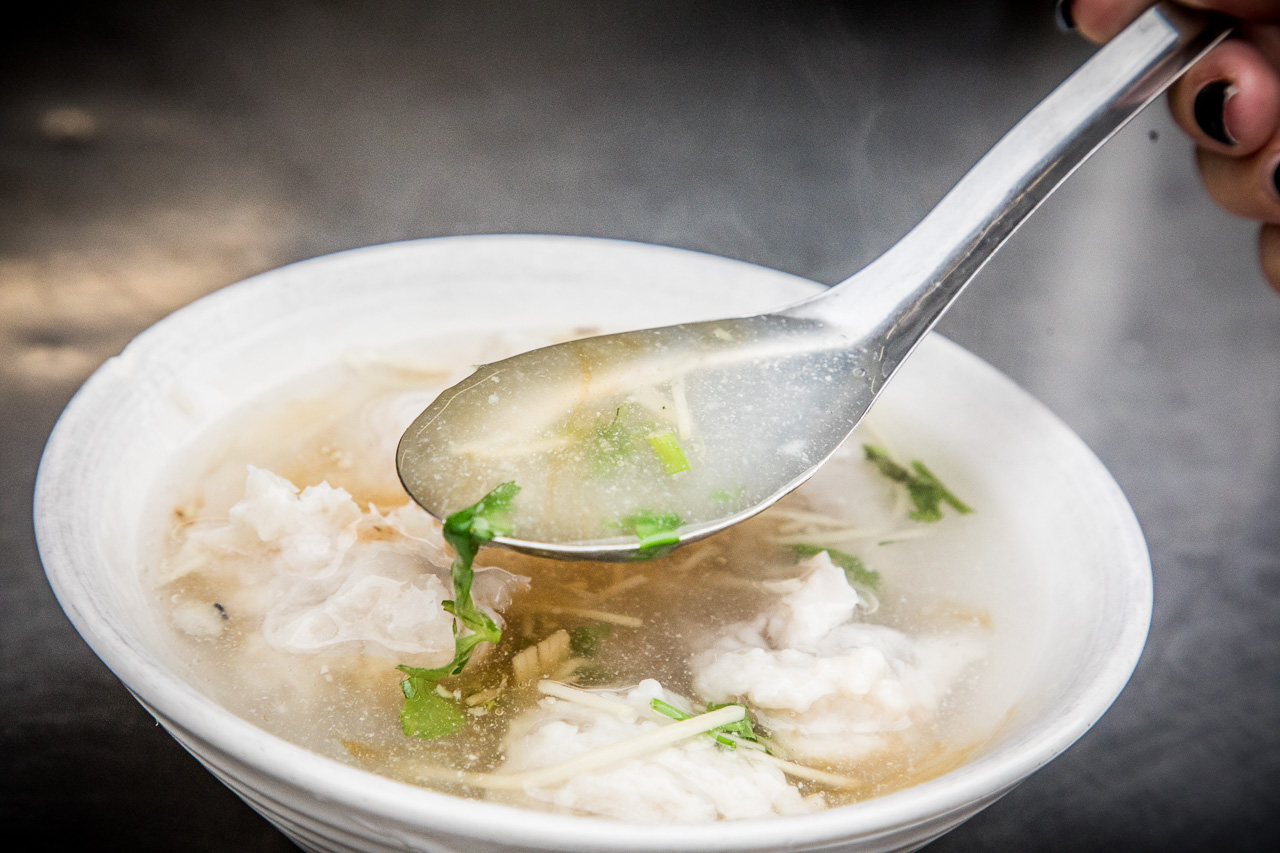 台南美食,台南小吃,台南老店,台南保安路美食,台南虱目魚焿,阿鳳浮水虱目魚焿,阿鳳浮水虱目魚焿台南總店