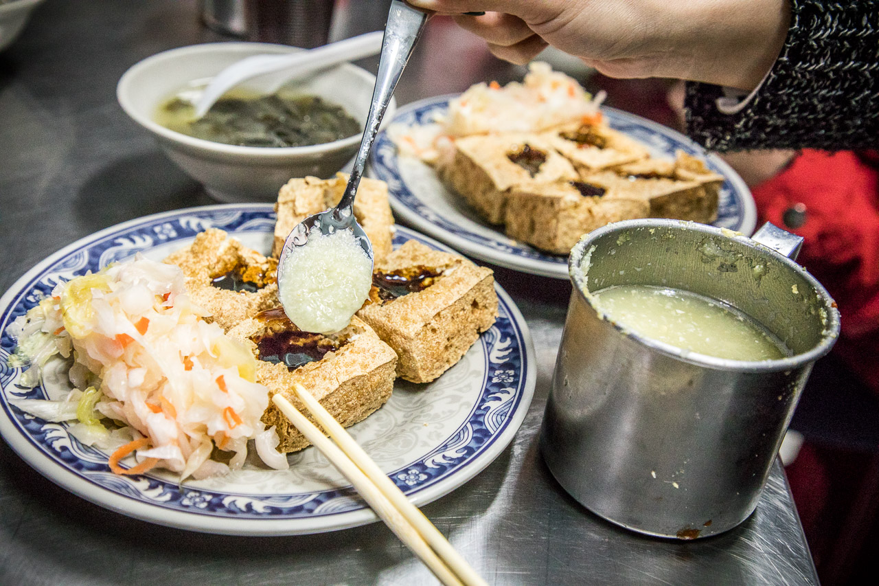 台中臭豆腐,台中水尾臭豆腐,台中花蓮水尾臭豆腐,台中美食,台中小吃,台中鮮肉包 @大手牽小手。玩樂趣