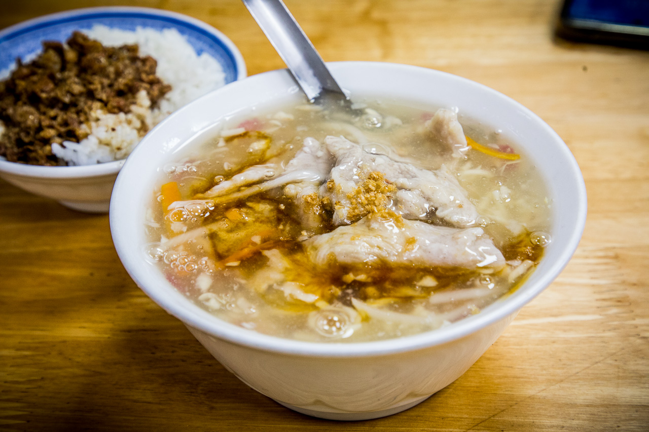 宜蘭美食,羅東美食,宜蘭肉羹,宜蘭蒜味肉羹,羅東肉羹,羅東蒜味肉羹,羅東北門蒜味肉羹 @大手牽小手。玩樂趣