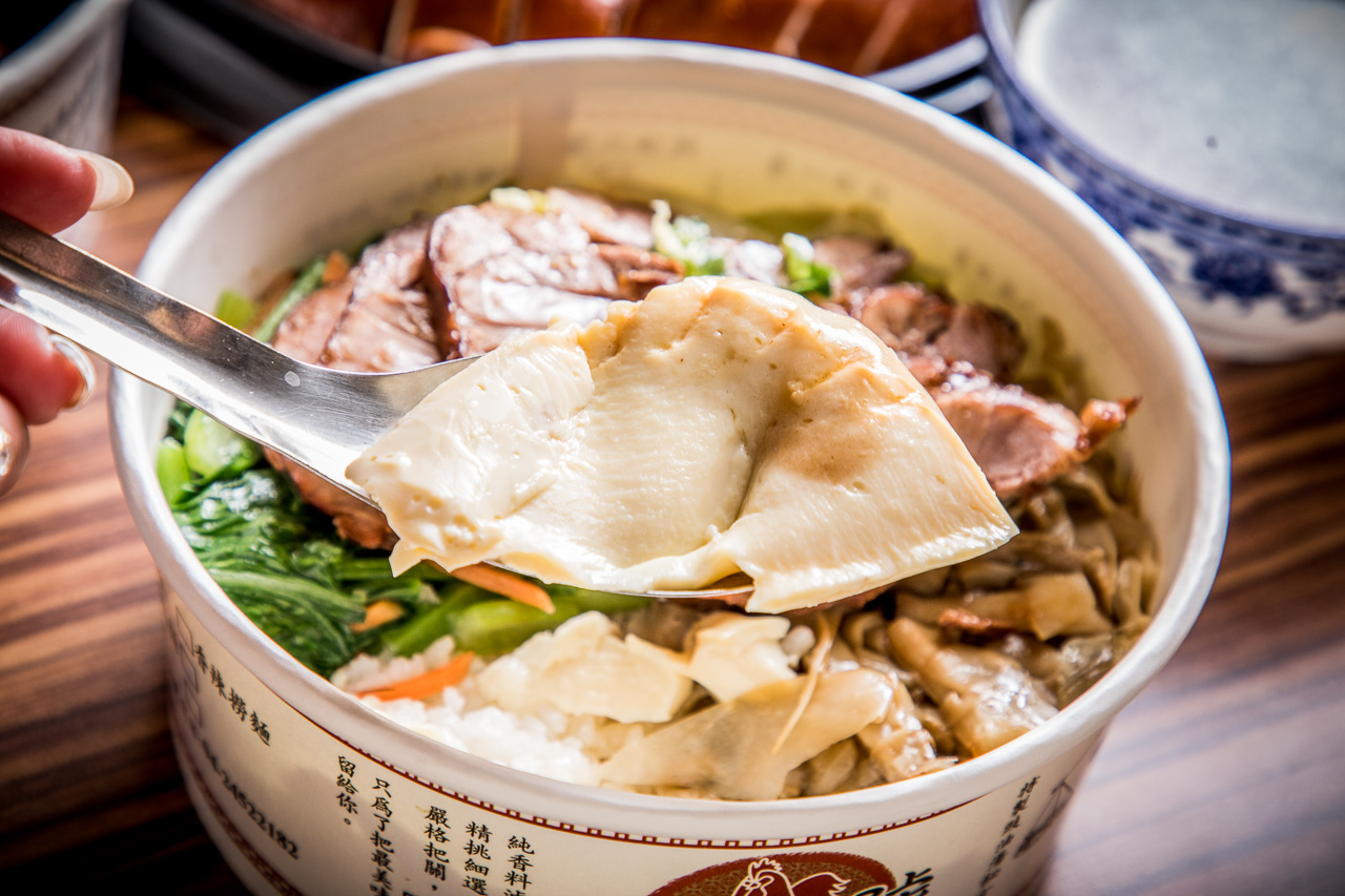 台中便當,豐雞號台中河南店,台中油雞,台中豐雞號台中河南店,台中美食,台中小吃